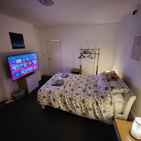 Nice Cosy Flat. Walking Distance To City Nottingham Zewnętrze zdjęcie