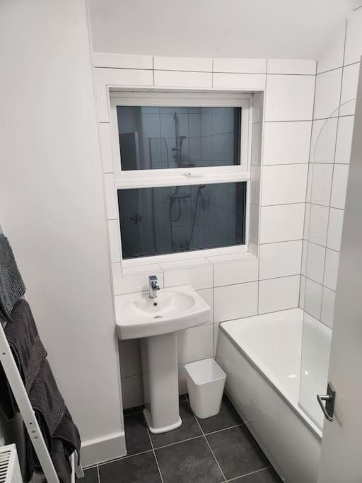 Nice Cosy Flat. Walking Distance To City Nottingham Zewnętrze zdjęcie